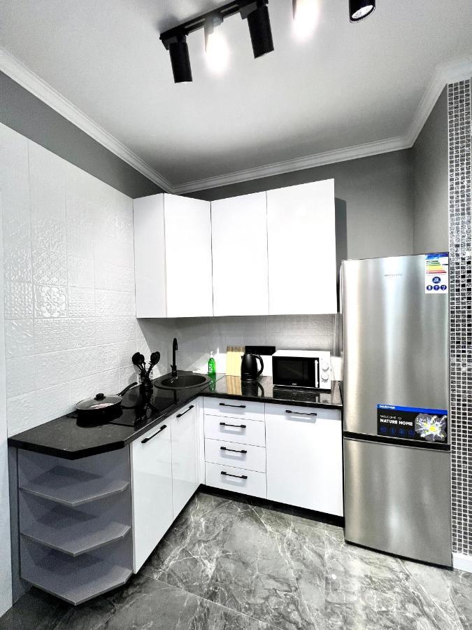 Атлант Жк Apartment Almaty Exterior photo